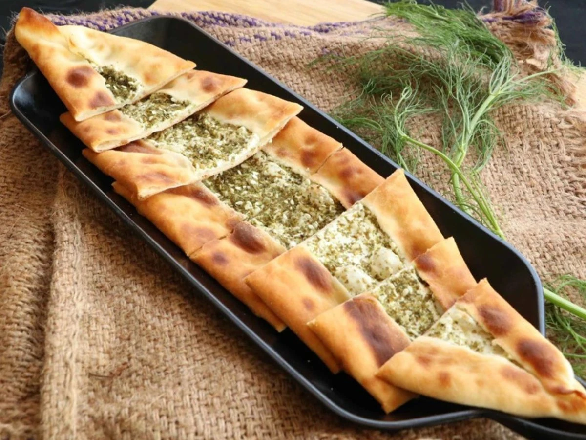 Labneh Zaatar Fatayer