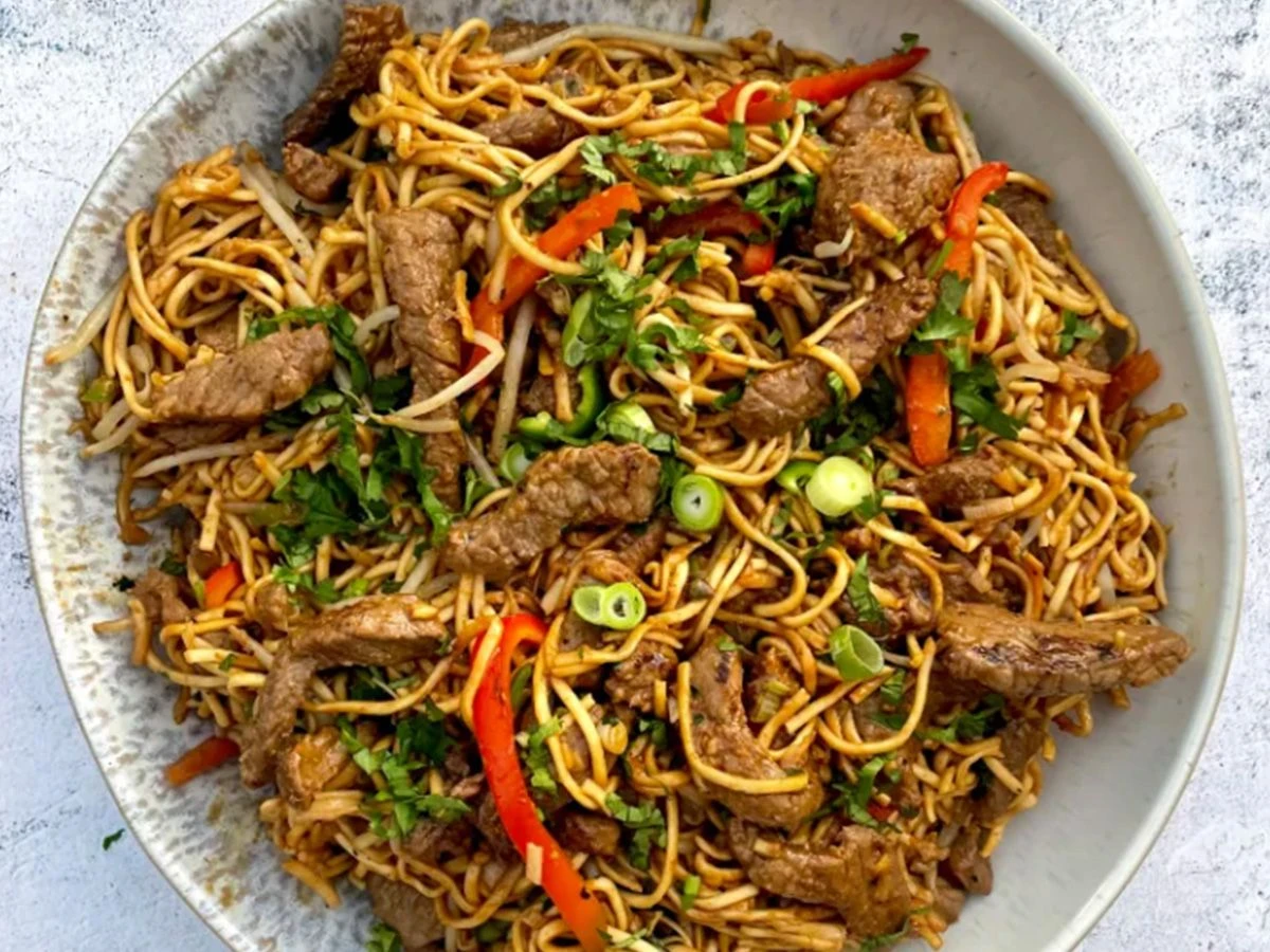 Beef fried noodles