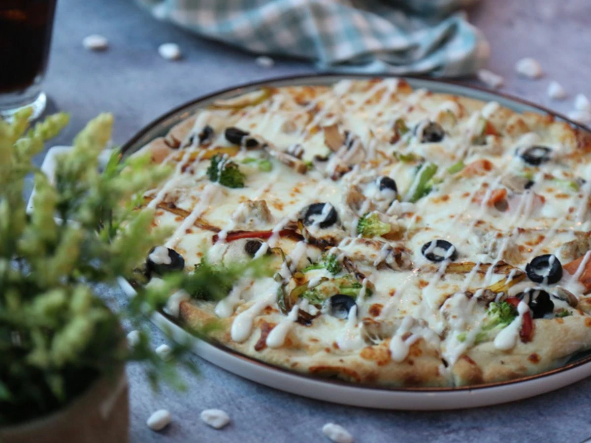 Ranch Pizza