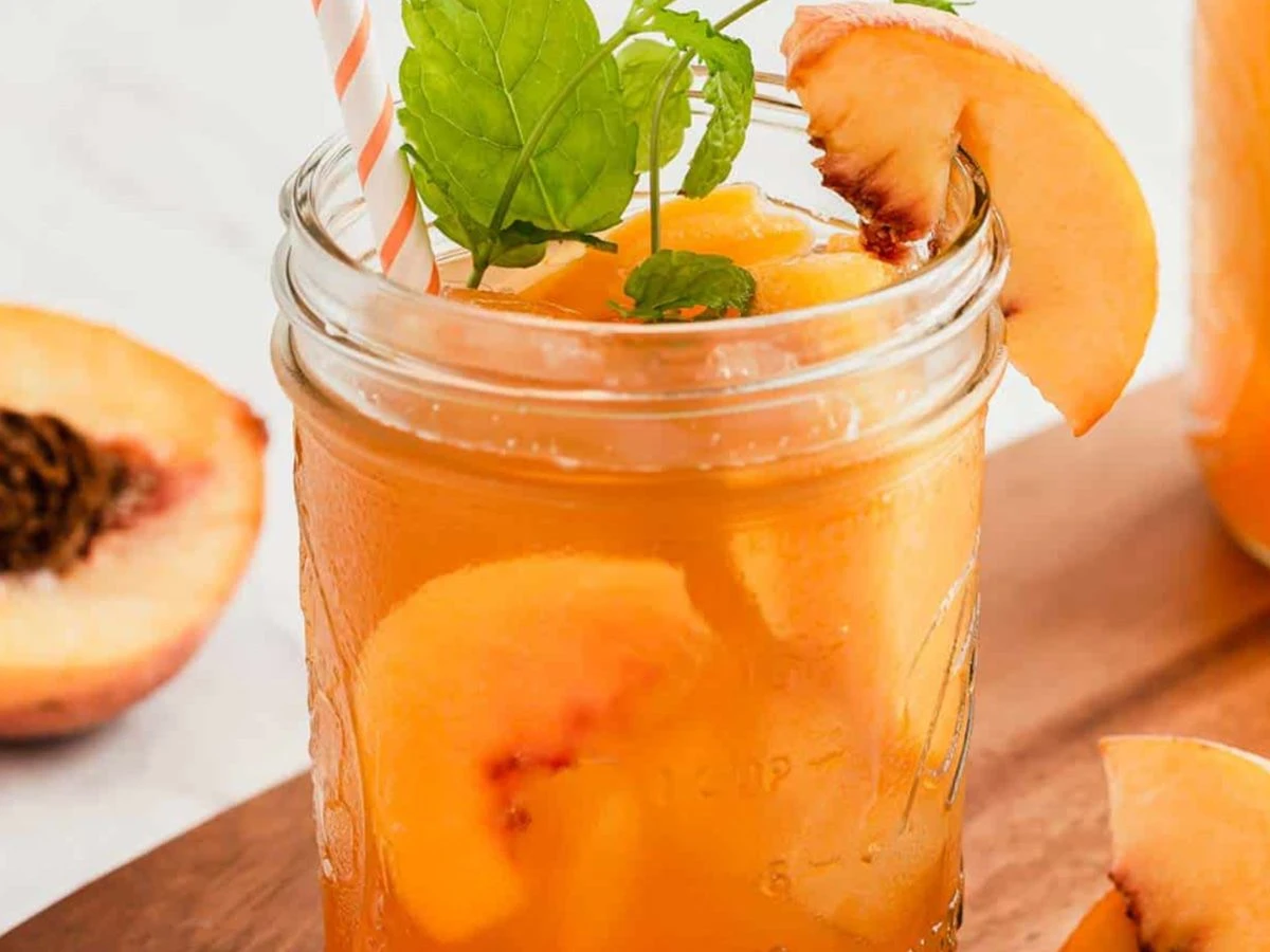 Peach ice tea